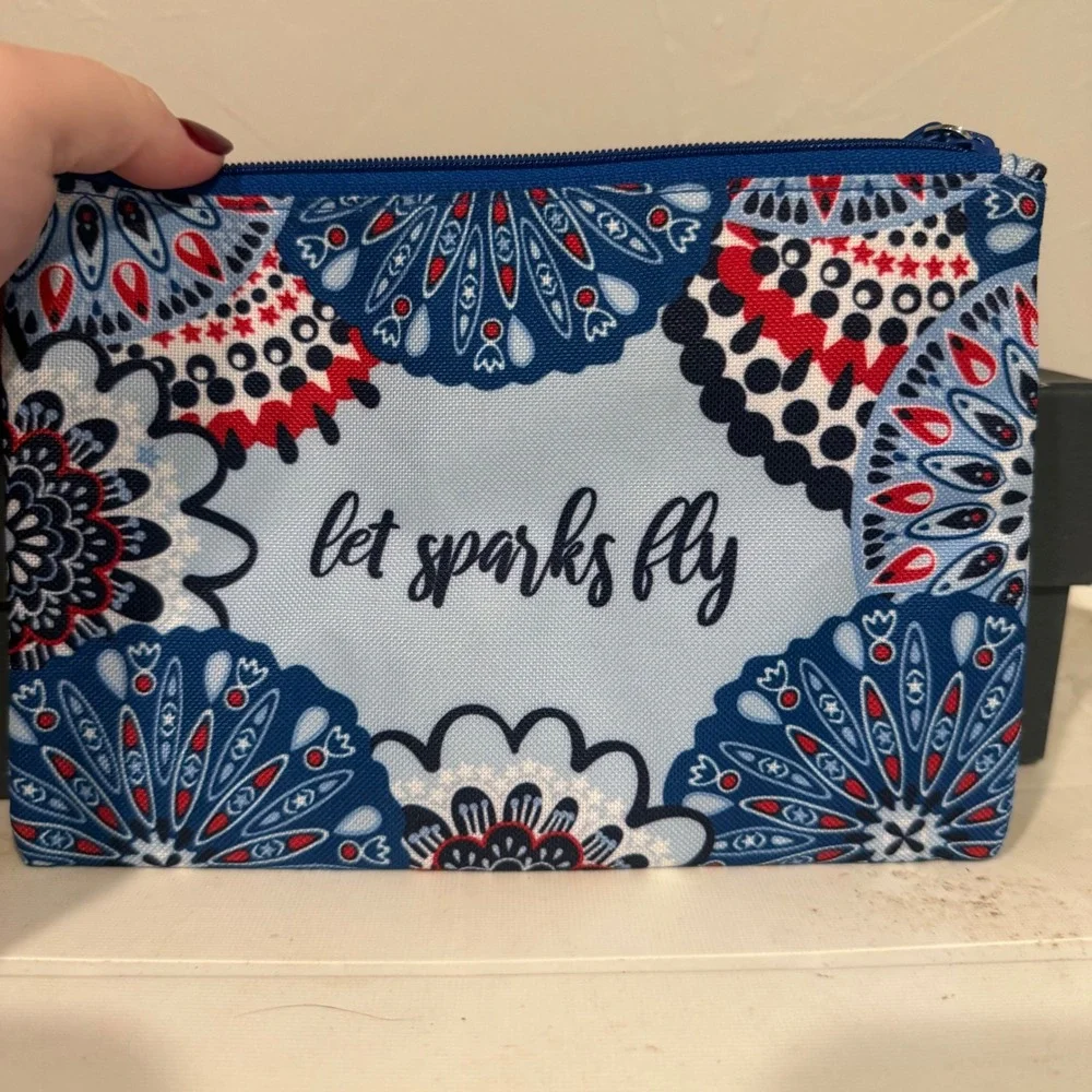Vera Bradley Cosmetic Pouch Womens Small Blue Let Sparks Fly Excellent Fireworks